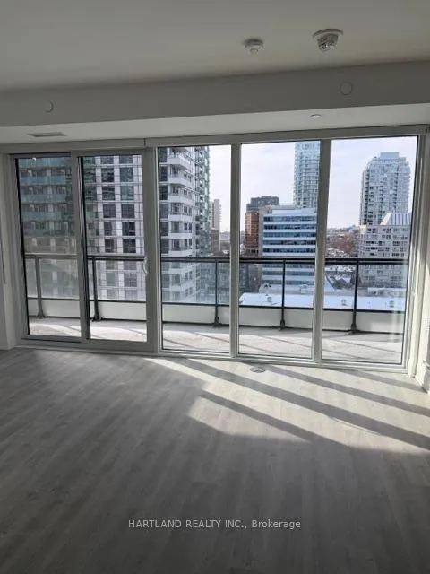 Photo 3 of Unit 1110, 65 Broadway Avenue, Toronto, Mount Pleasant West — HOMEH