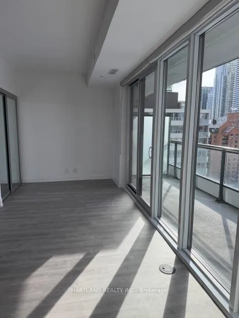 Photo 7 of Unit 1110, 65 Broadway Avenue, Toronto, Mount Pleasant West — HOMEH
