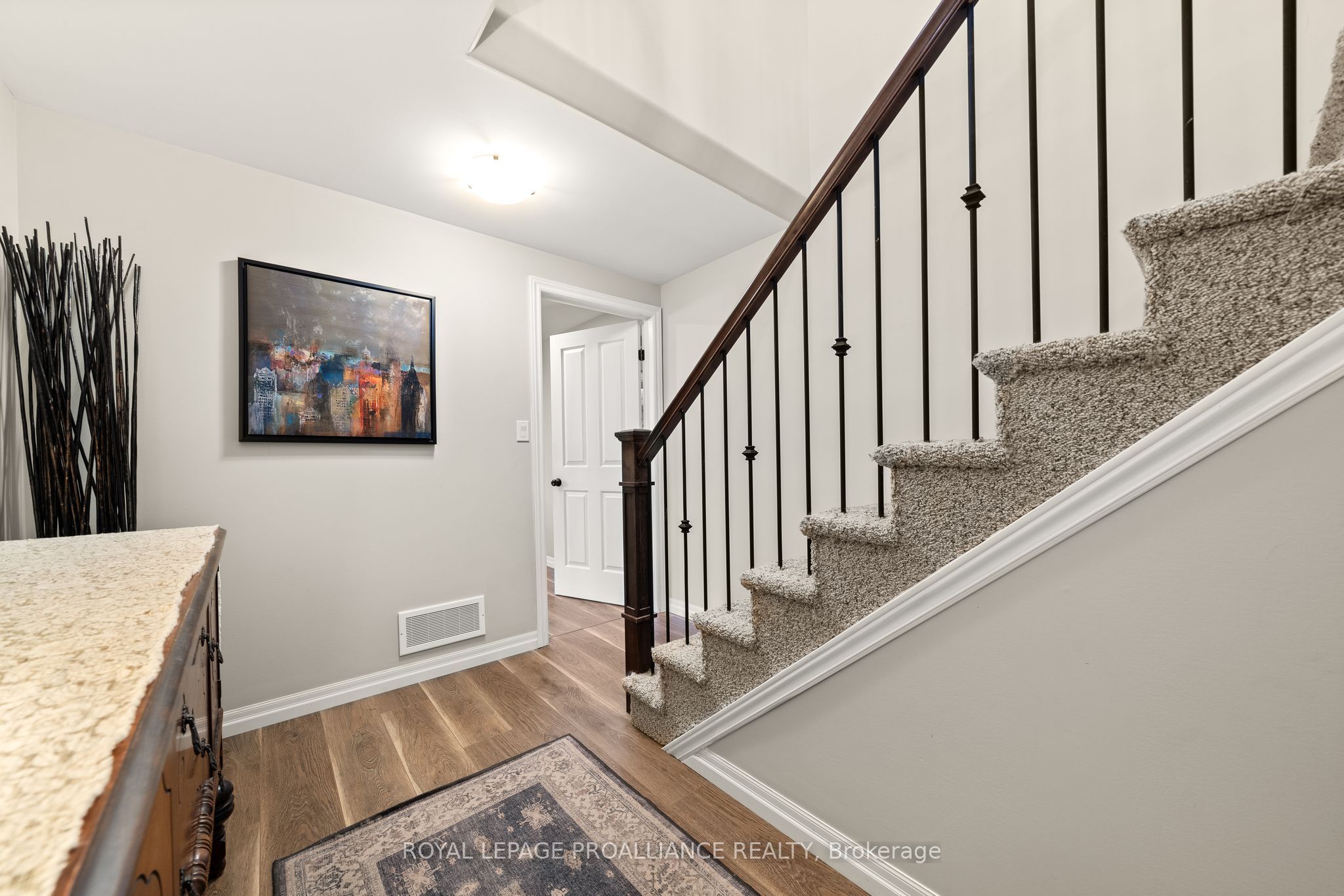 Photo 58 of 34 Scenic Drive, Belleville, Thurlow Ward — HOMEH