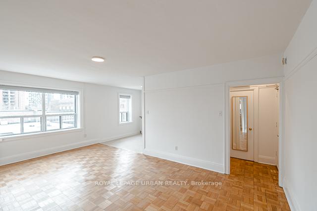 Photo 3 of Unit 402, 110 Wellesley Street E, Toronto, North St. James Town — HOMEH