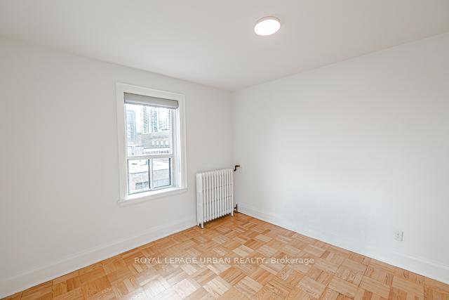 Photo 11 of Unit 402, 110 Wellesley Street E, Toronto, North St. James Town — HOMEH