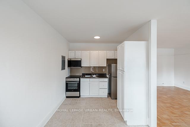 Photo 14 of Unit 402, 110 Wellesley Street E, Toronto, North St. James Town — HOMEH