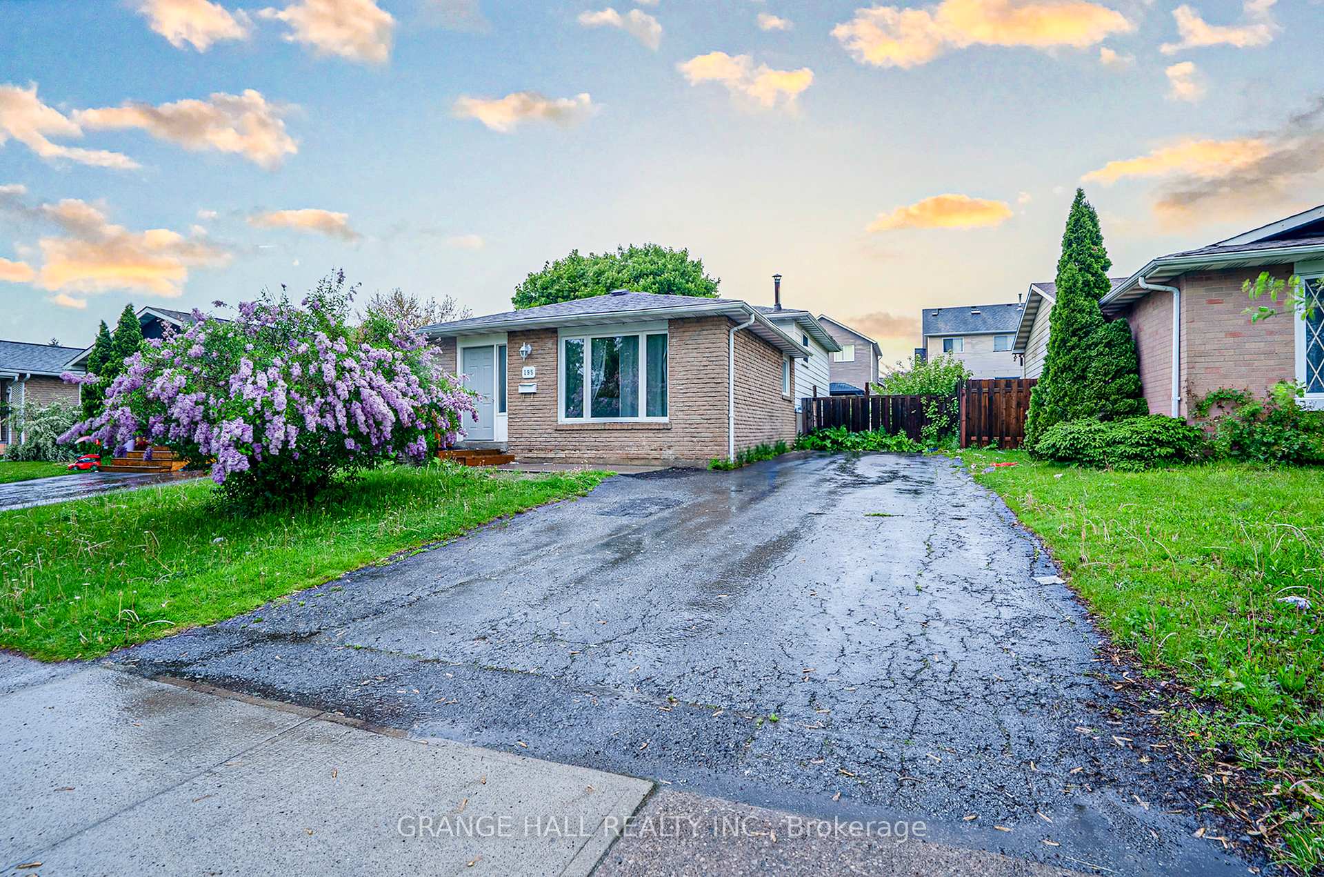Front of 195 Keefer Road
