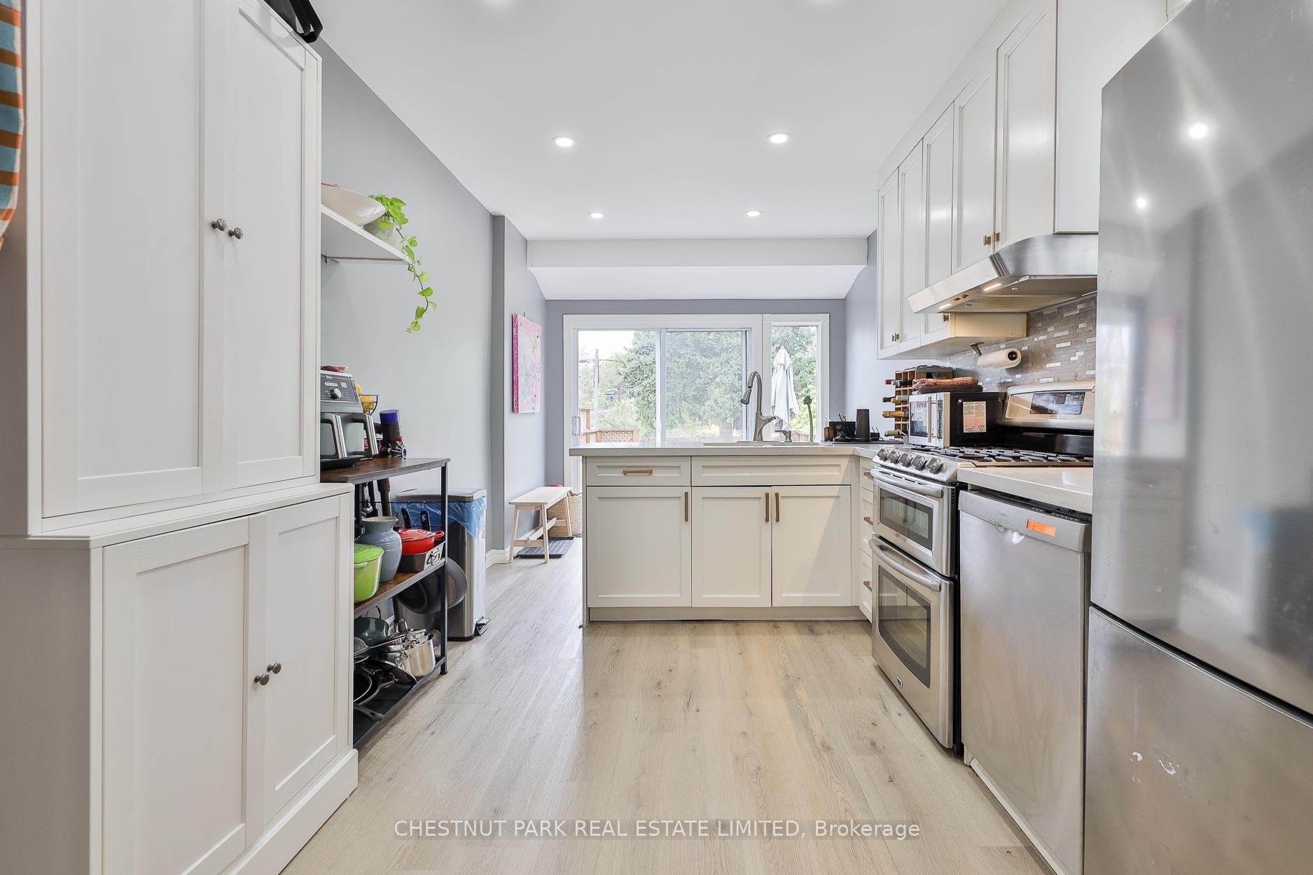 Photo 10 of 130 Hampton Avenue, Toronto, North Riverdale — HOMEH