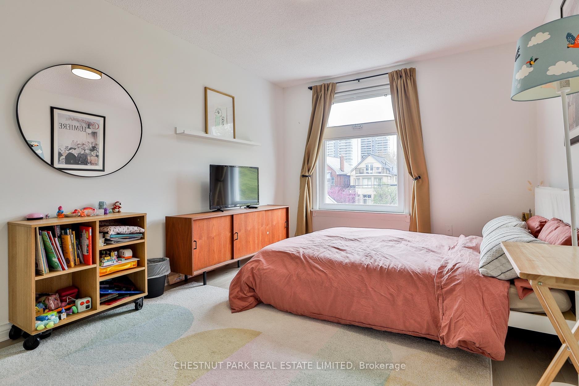 Photo 17 of 130 Hampton Avenue, Toronto, North Riverdale — HOMEH
