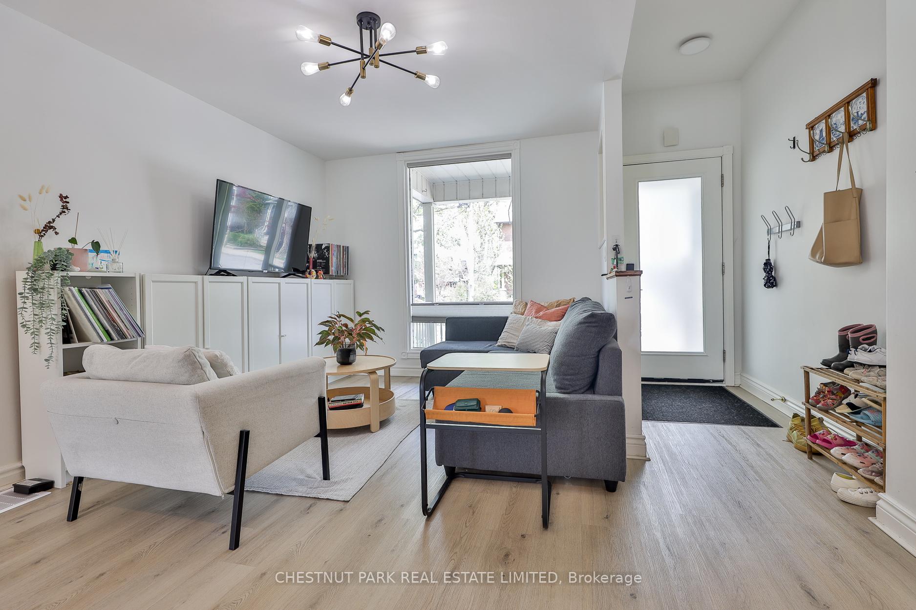 Photo 38 of 130 Hampton Avenue, Toronto, North Riverdale — HOMEH