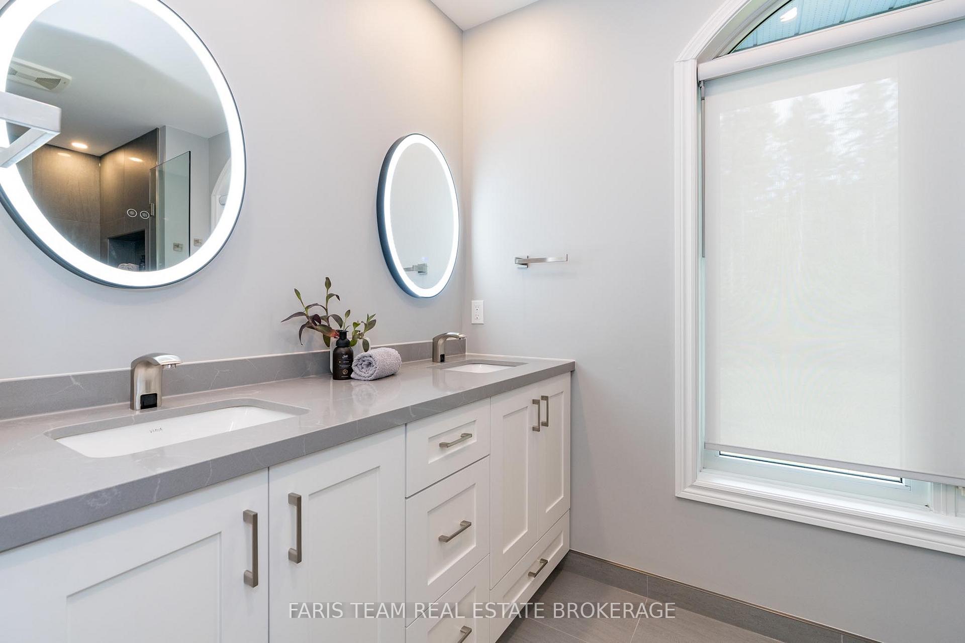 Photo 15 of 33 Kingfisher Crescent, Tiny, Rural Tiny — HOMEH