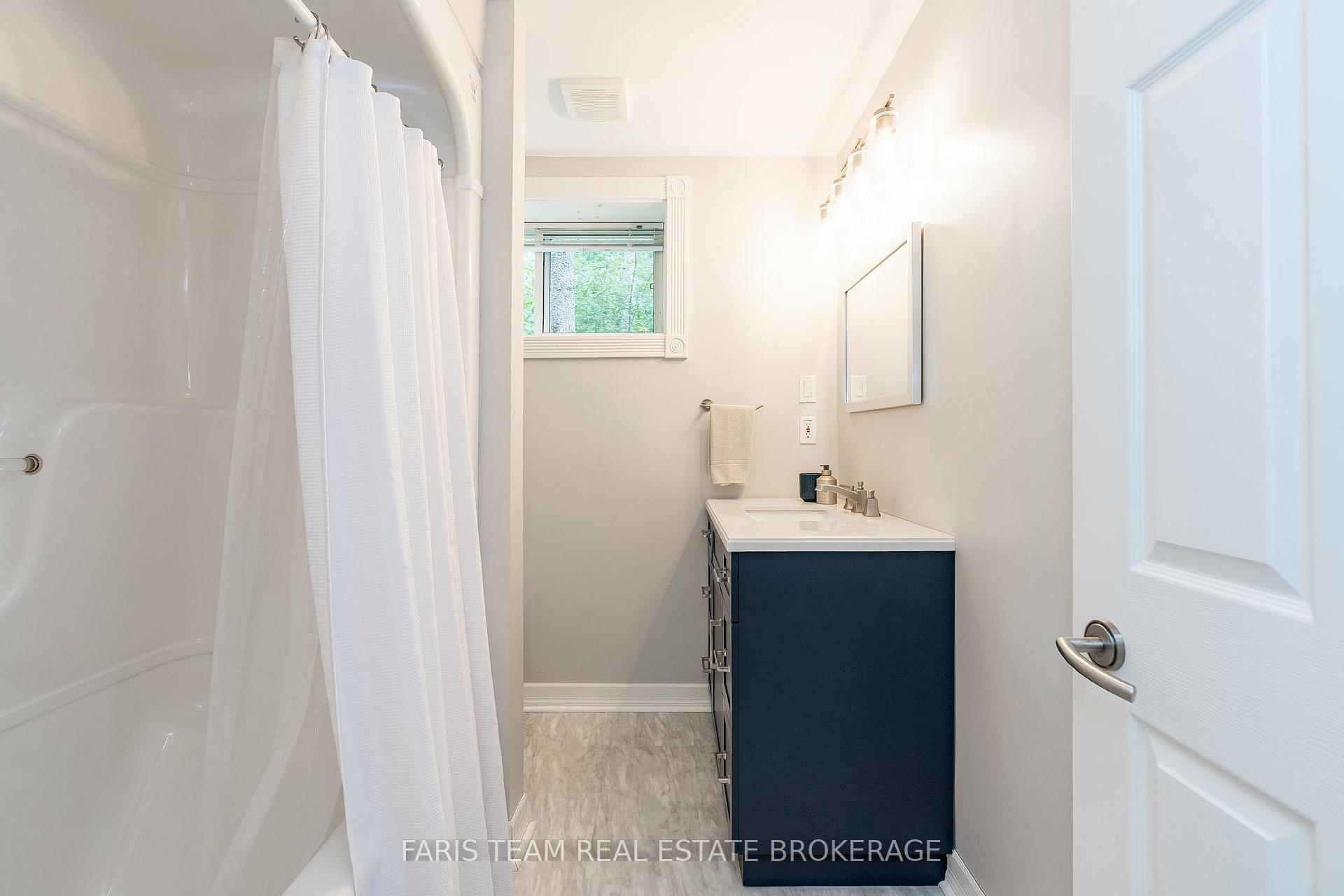 Photo 33 of 33 Kingfisher Crescent, Tiny, Rural Tiny — HOMEH