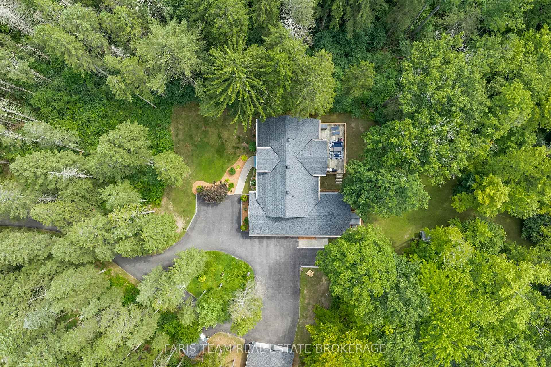 Photo 45 of 33 Kingfisher Crescent, Tiny, Rural Tiny — HOMEH