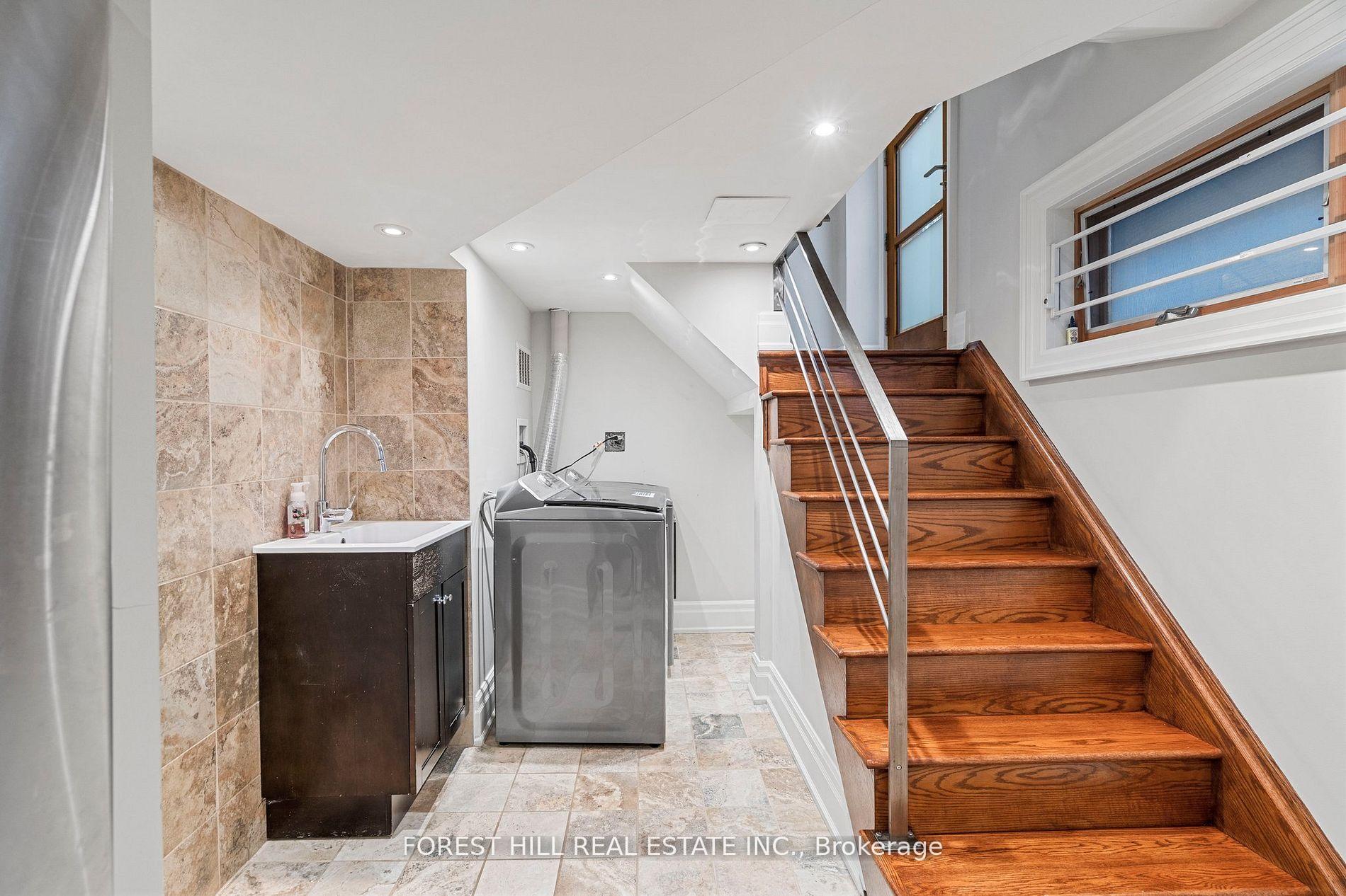 Photo 24 of 339 Glengrove Avenue, Toronto, Lawrence Park South — HOMEH