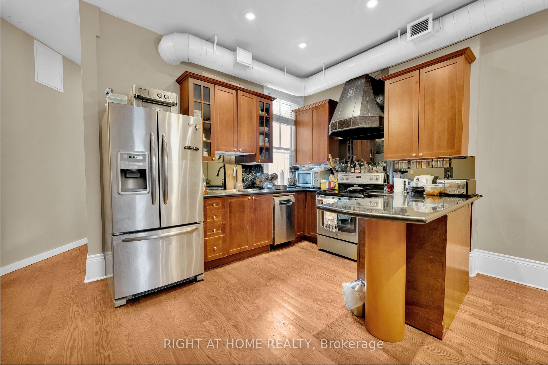 Photo 5 of 489 King Street E, Toronto, Moss Park — HOMEH