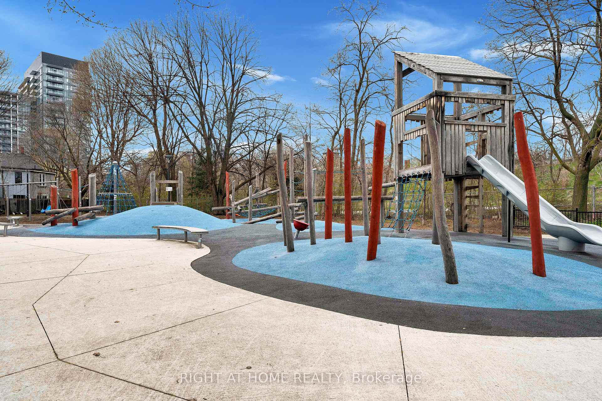 Photo 20 of 489 King Street E, Toronto, Moss Park — HOMEH