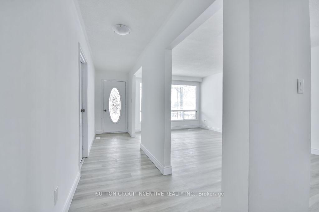 Photo 7 of 167 Bay Street, Tay, Victoria Harbour — HOMEH