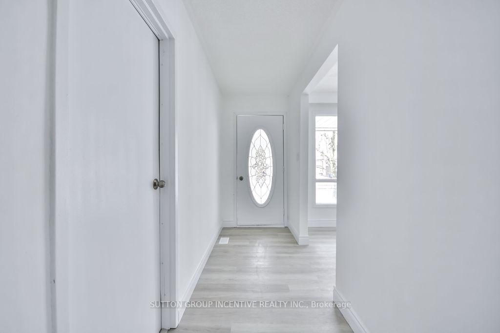 Photo 8 of 167 Bay Street, Tay, Victoria Harbour — HOMEH
