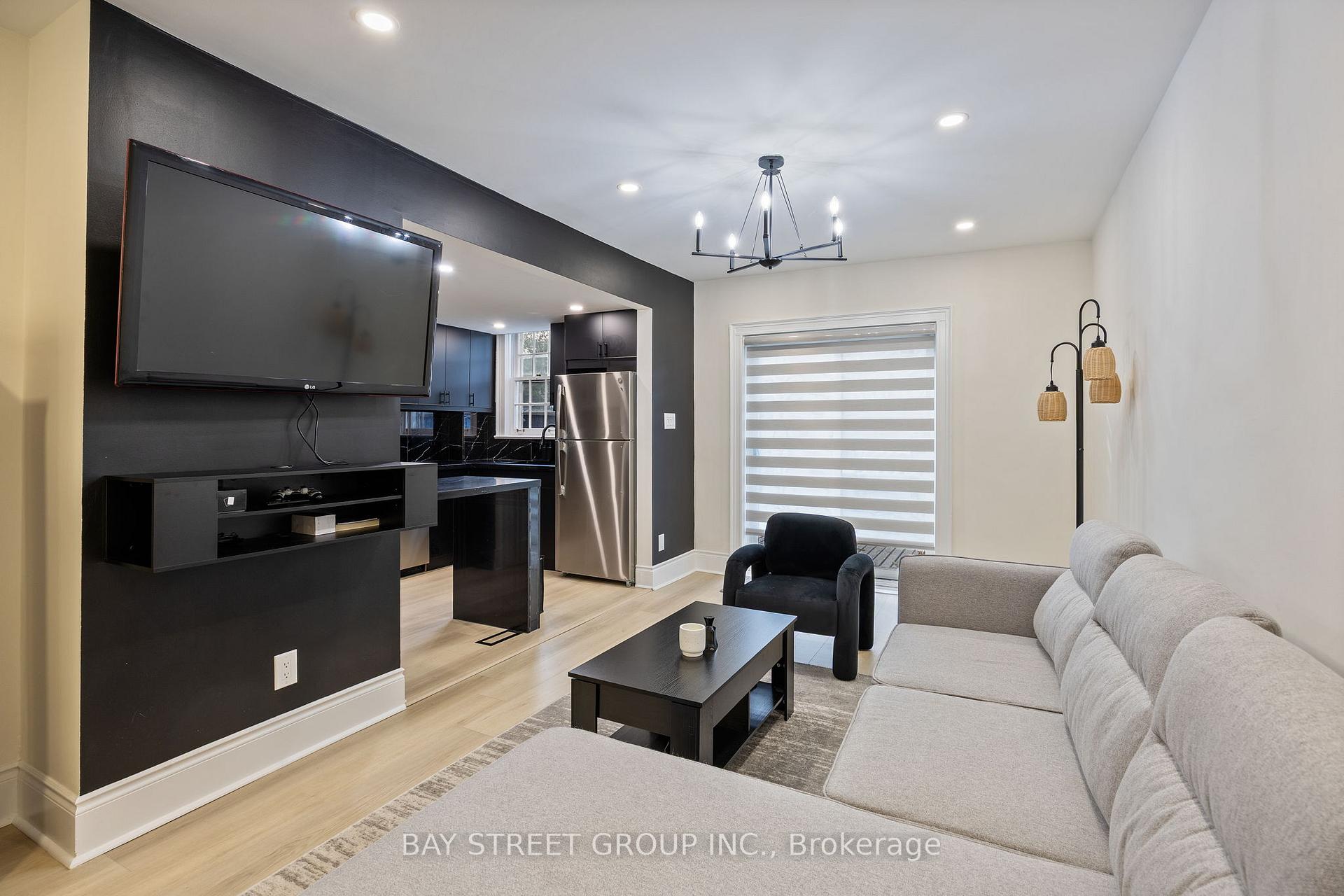 Photo 8 of 108 Orchard View Boulevard, Toronto, Yonge-Eglinton — HOMEH