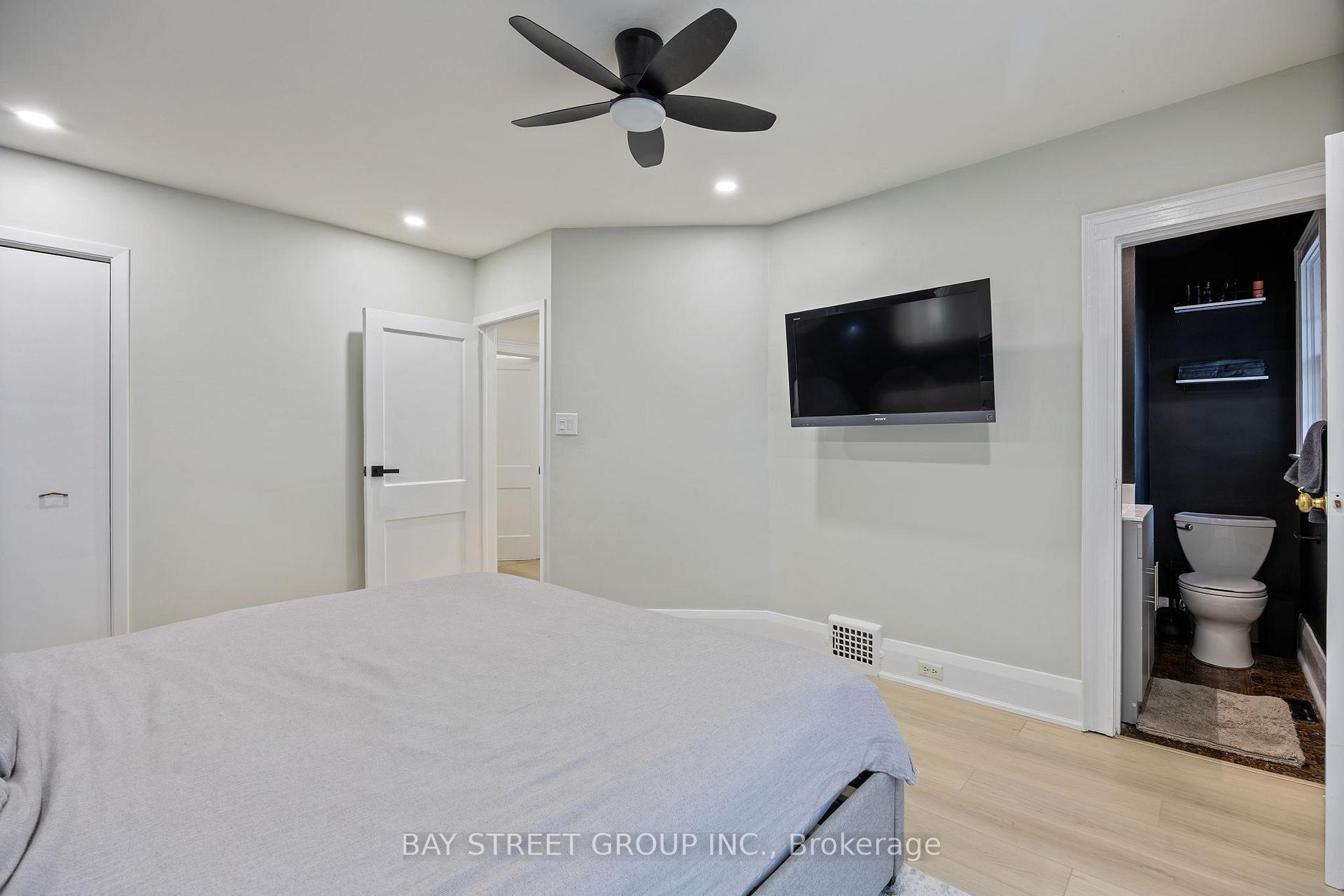 Photo 18 of 108 Orchard View Boulevard, Toronto, Yonge-Eglinton — HOMEH