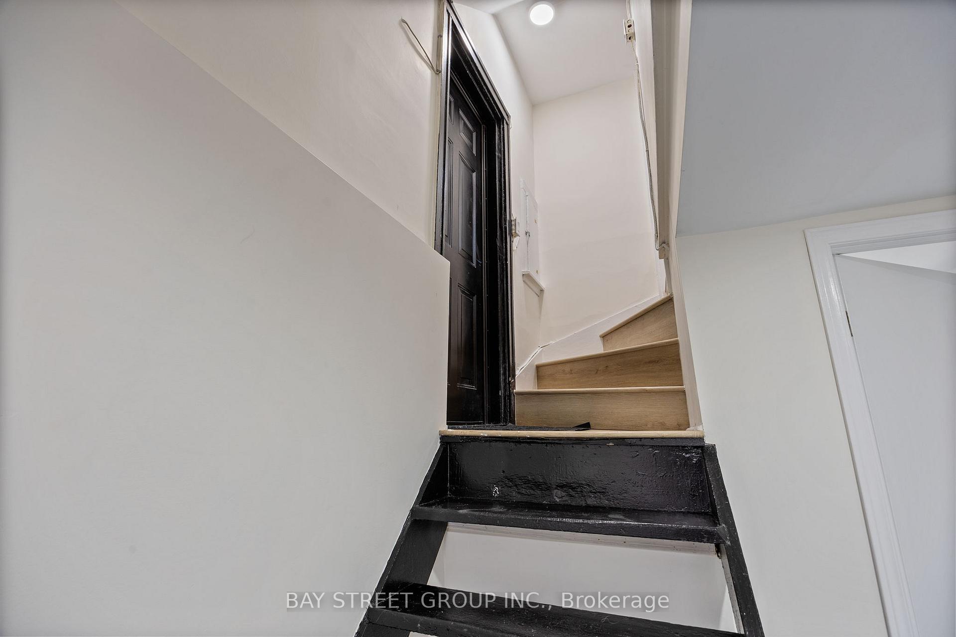 Photo 25 of 108 Orchard View Boulevard, Toronto, Yonge-Eglinton — HOMEH