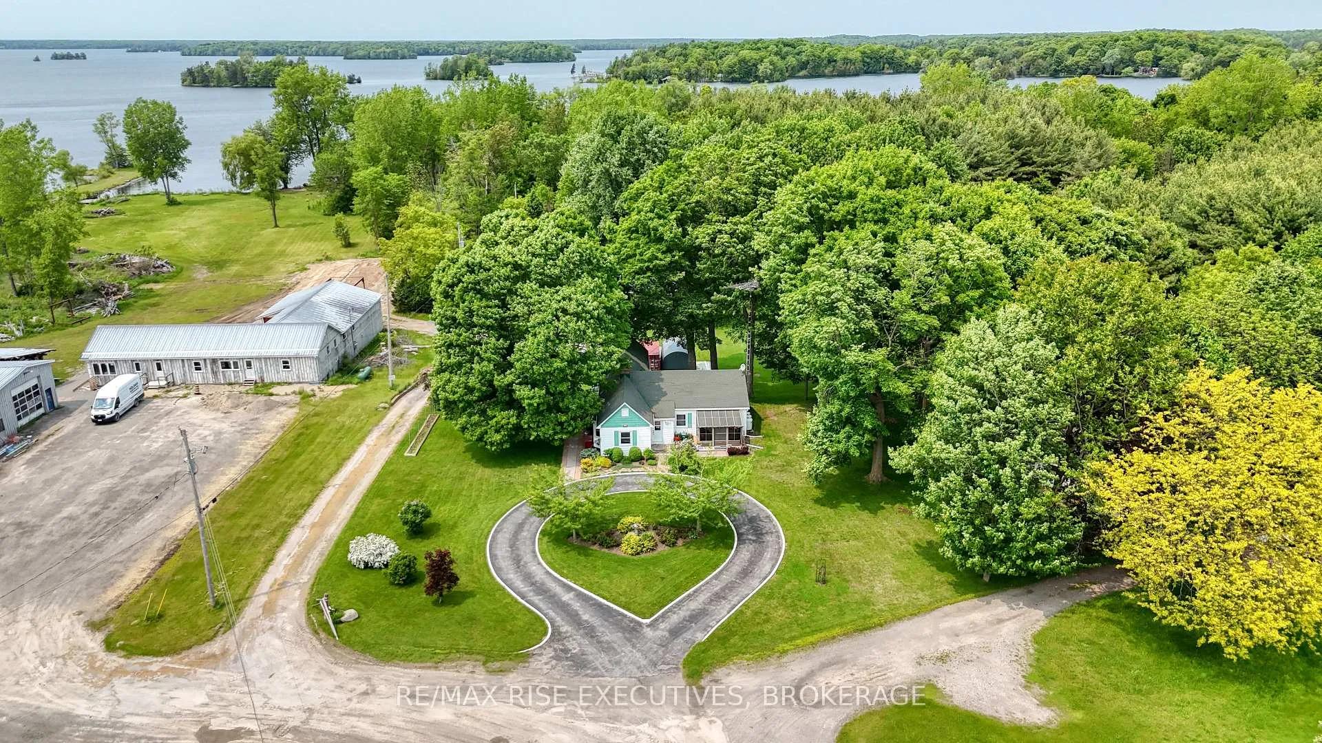 Photo 1 of 204 R33, Rideau Lakes, Rideau Lakes (Bastard) Twp — HOMEH