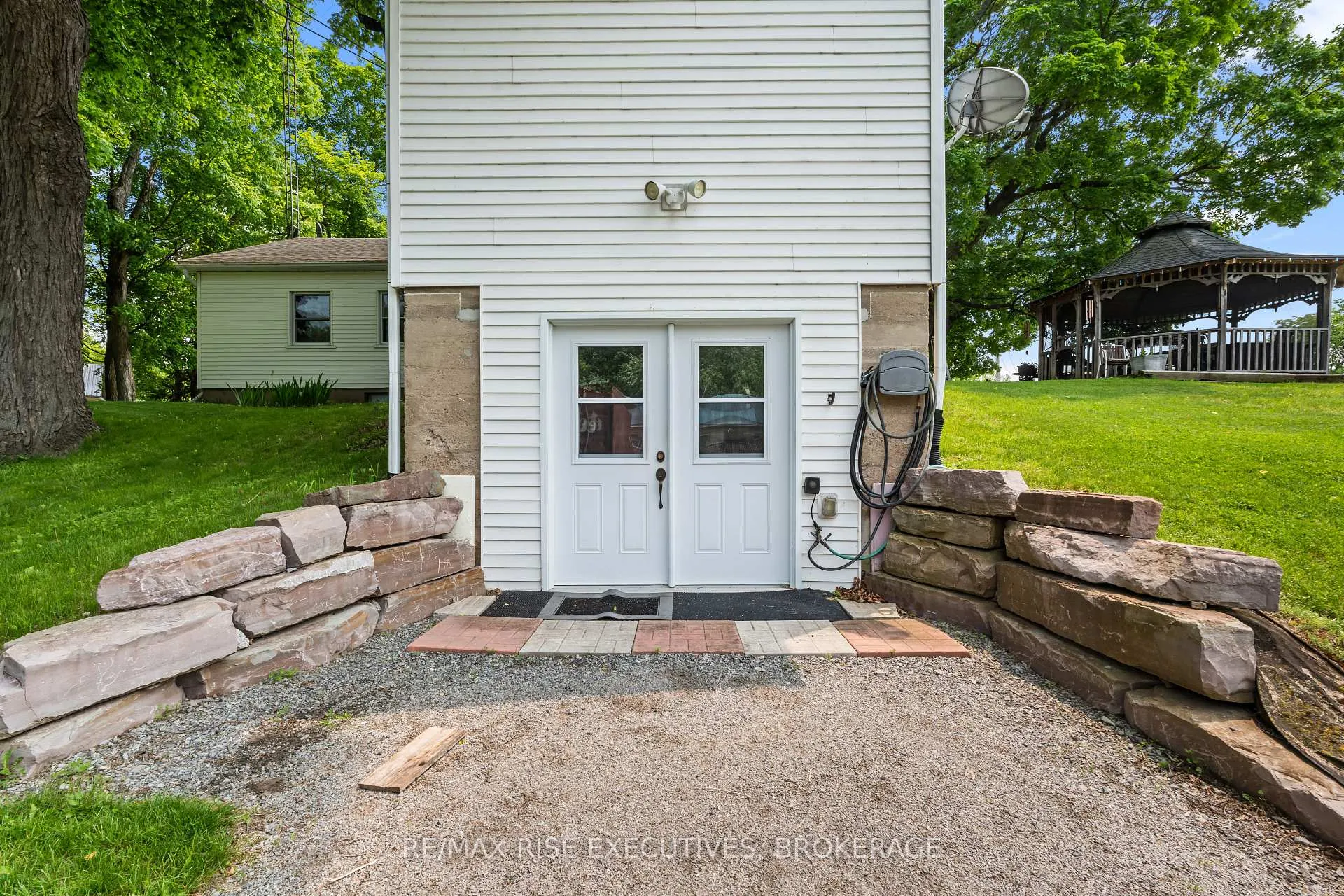 Photo 19 of 204 R33, Rideau Lakes, Rideau Lakes (Bastard) Twp — HOMEH