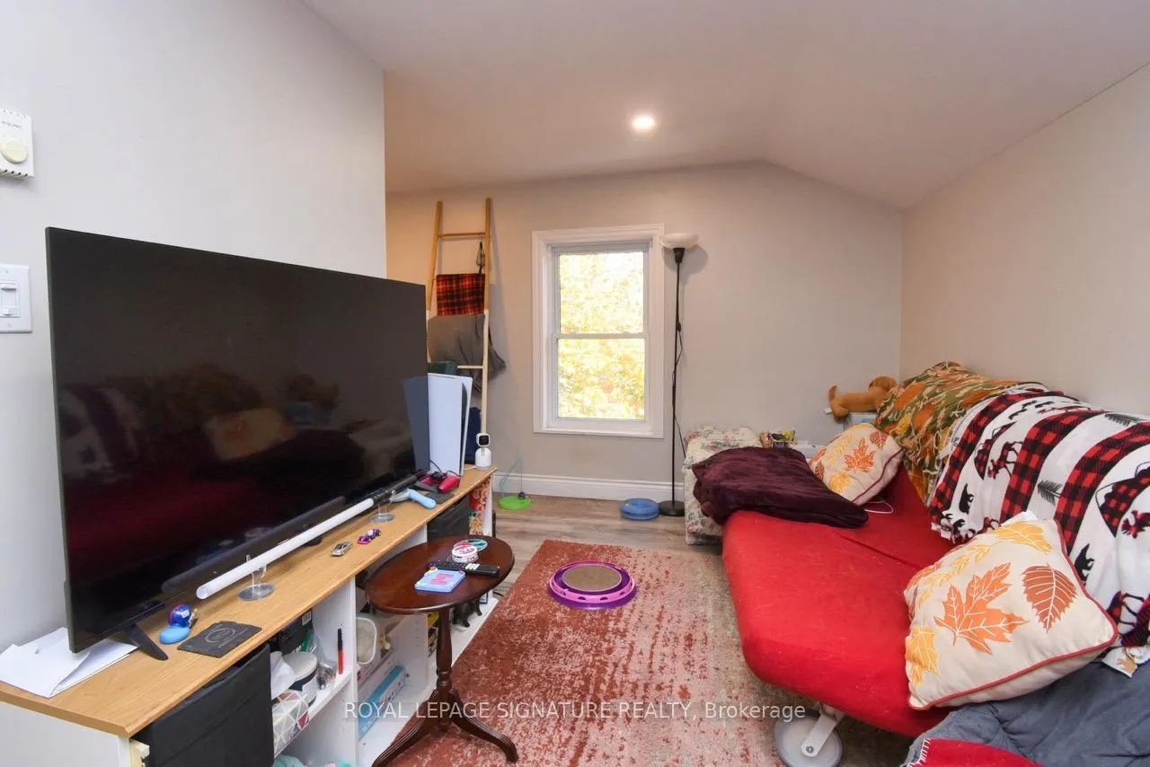 Photo 10 of 49 West Avenue N, Hamilton, Landsdale — HOMEH