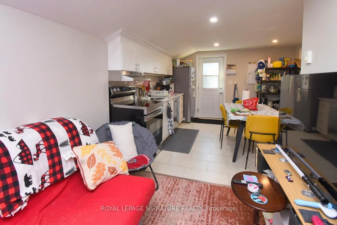 Photo 11 of 49 West Avenue N, Hamilton, Landsdale — HOMEH