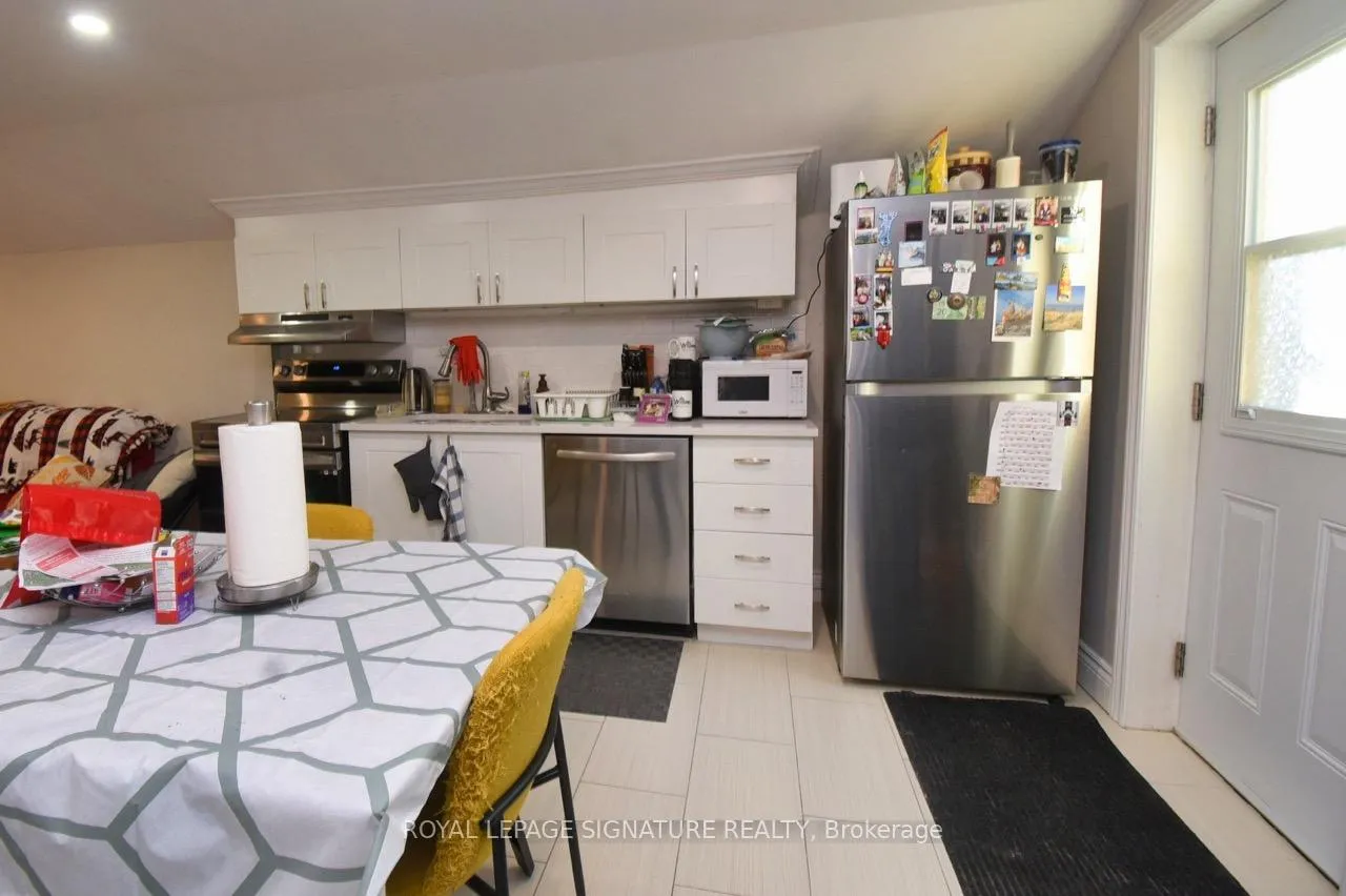 Photo 13 of 49 West Avenue N, Hamilton, Landsdale — HOMEH