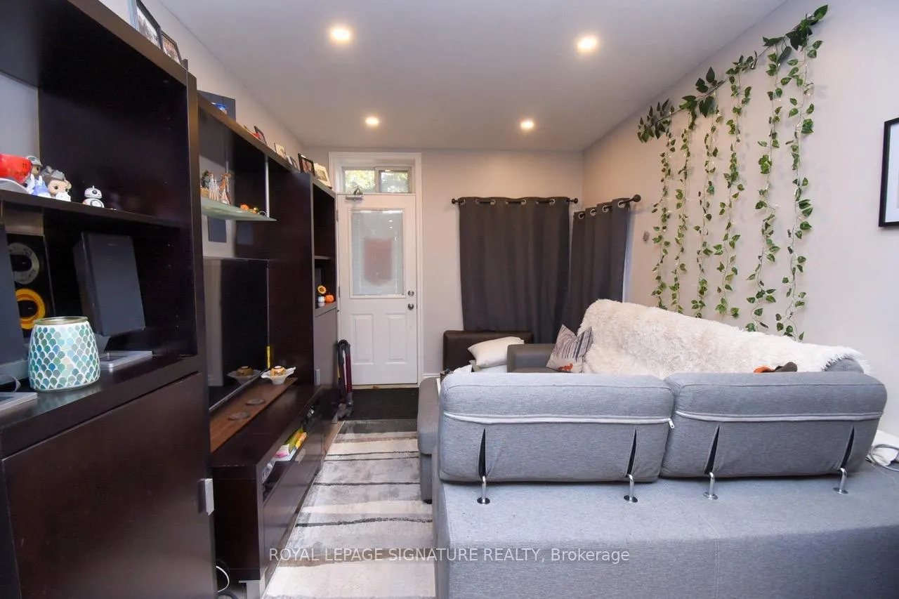 Photo 19 of 49 West Avenue N, Hamilton, Landsdale — HOMEH