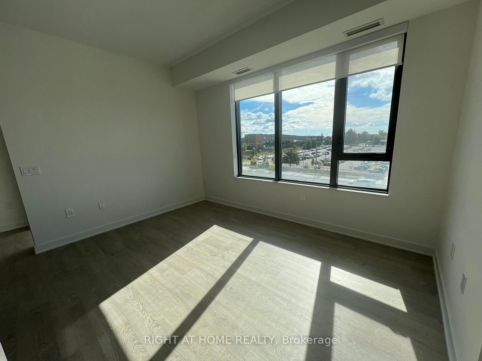 Photo 30 of Unit 204, 120 Eagle Rock Way, Vaughan, Rural Vaughan — HOMEH