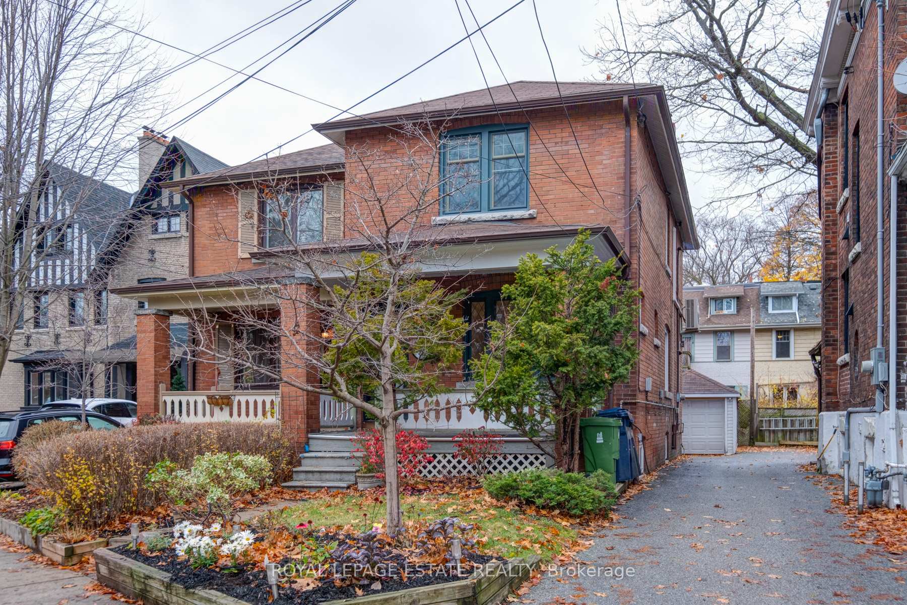 Photo 2 of 38 Benlamond Avenue, Toronto, East End-Danforth — HOMEH