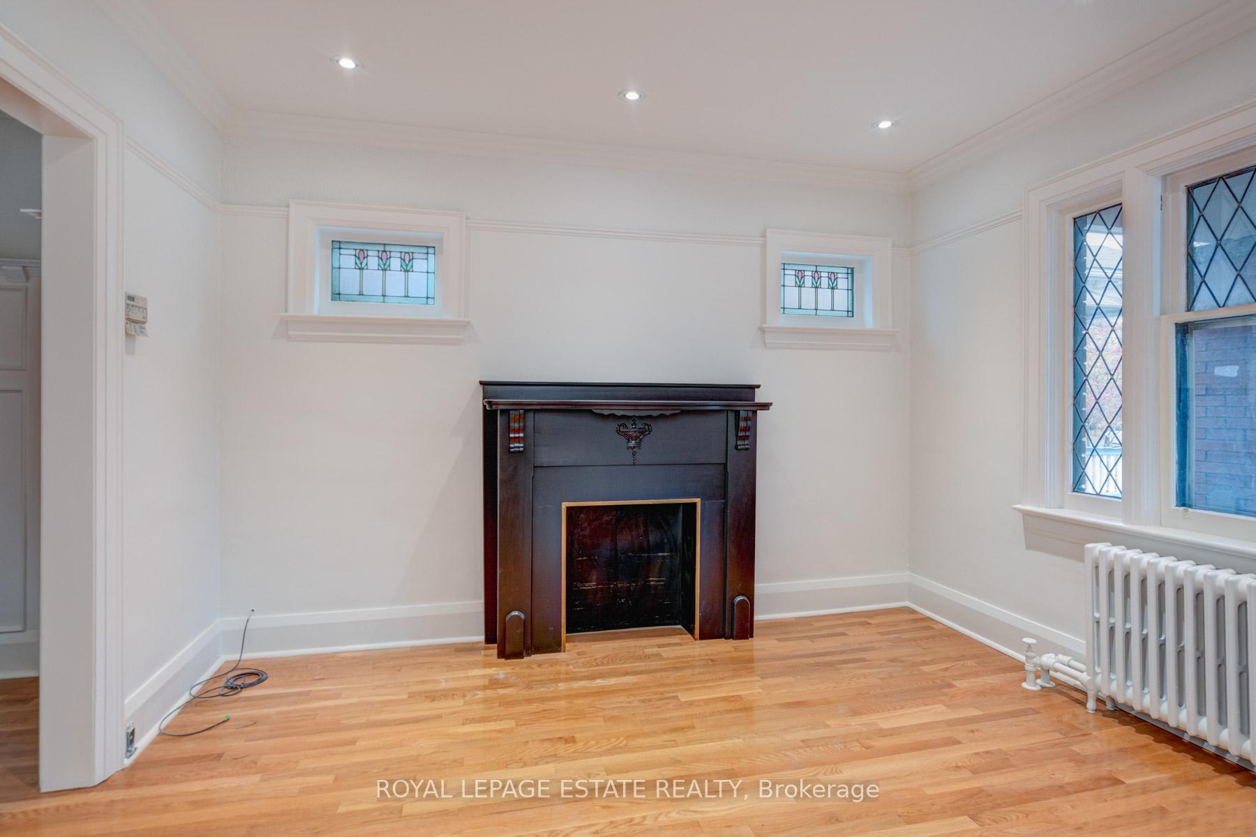 Photo 6 of 38 Benlamond Avenue, Toronto, East End-Danforth — HOMEH
