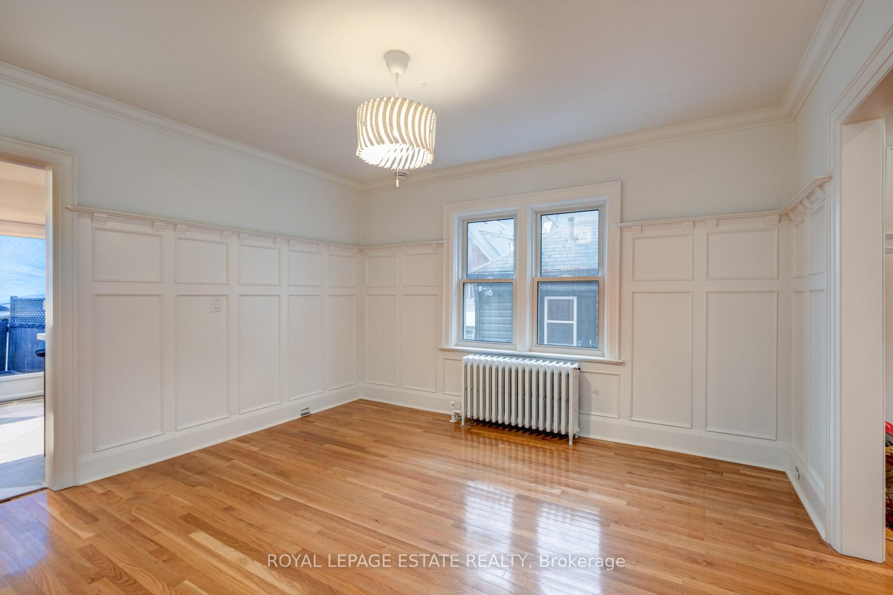 Photo 9 of 38 Benlamond Avenue, Toronto, East End-Danforth — HOMEH