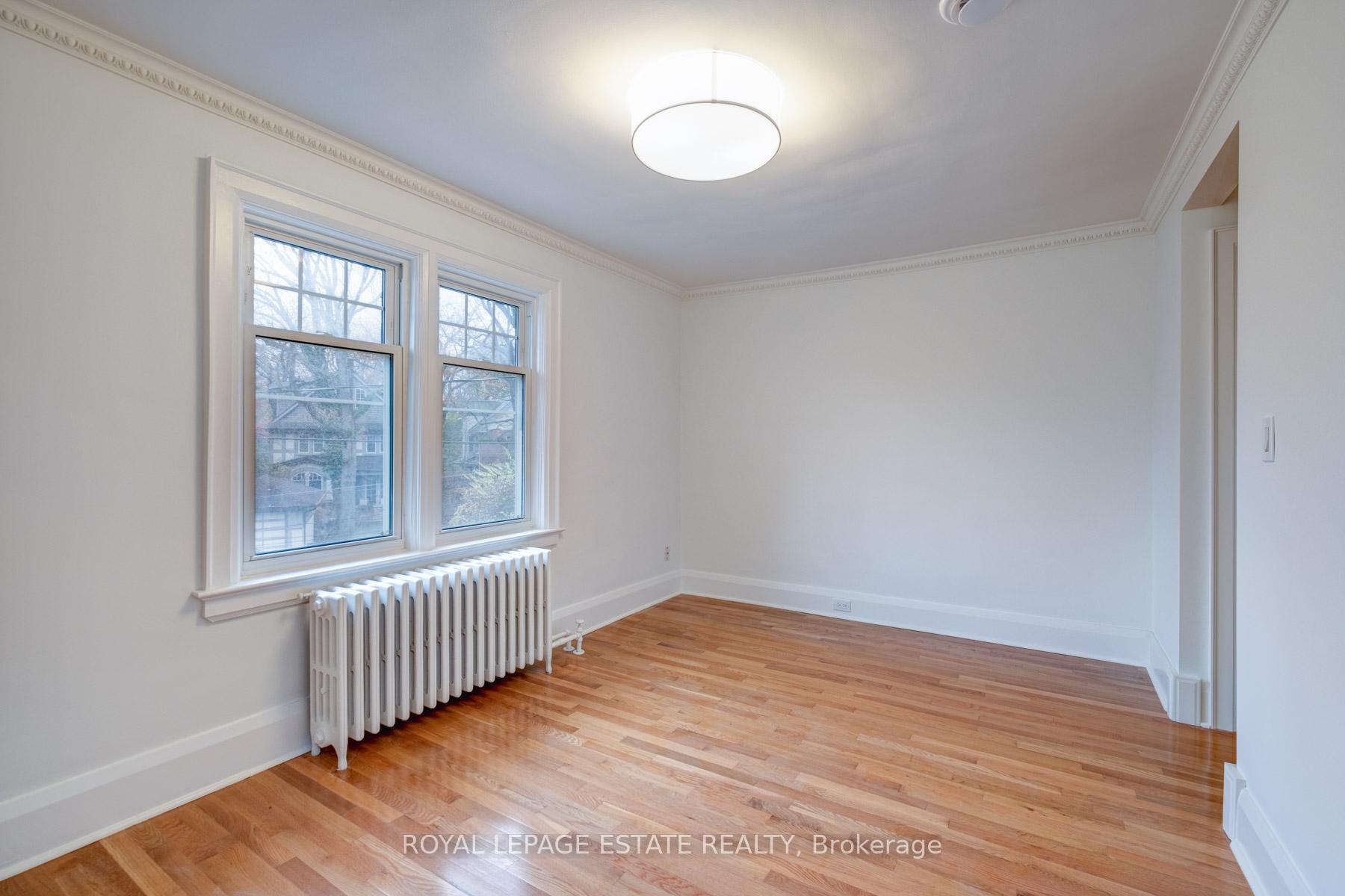 Photo 14 of 38 Benlamond Avenue, Toronto, East End-Danforth — HOMEH