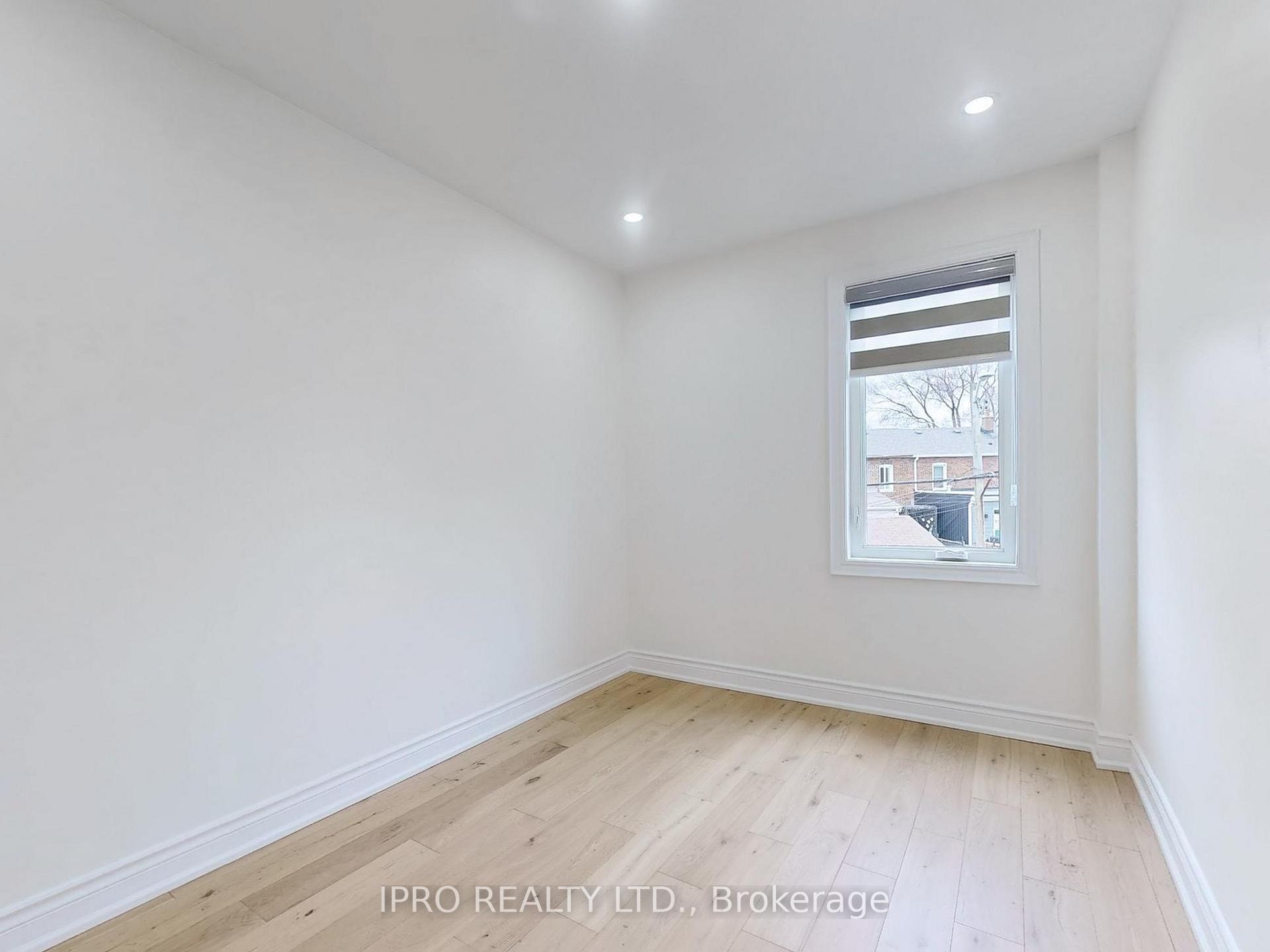 Photo 10 of 18 Mosley Street E, Toronto, South Riverdale — HOMEH