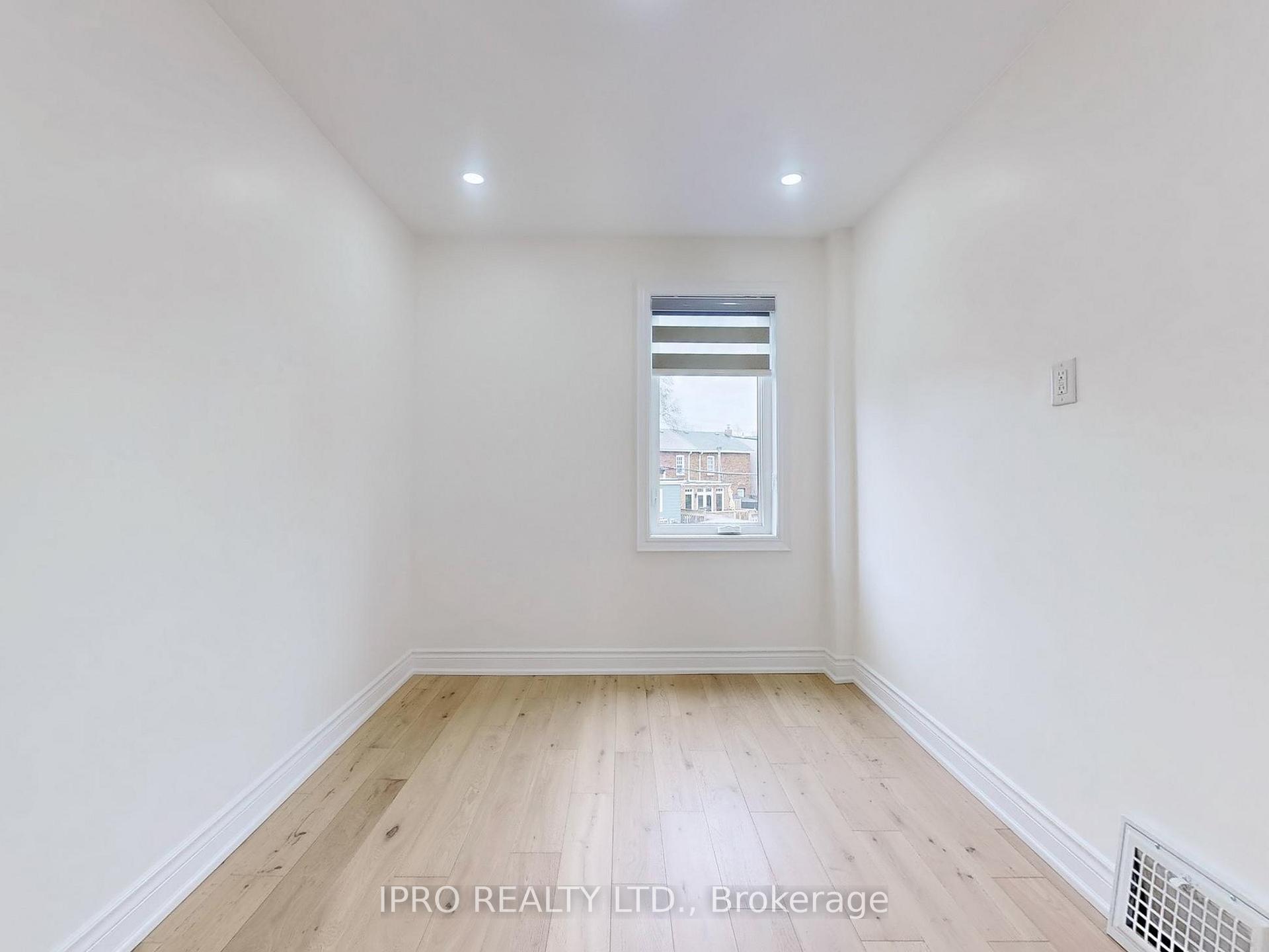 Photo 11 of 18 Mosley Street E, Toronto, South Riverdale — HOMEH