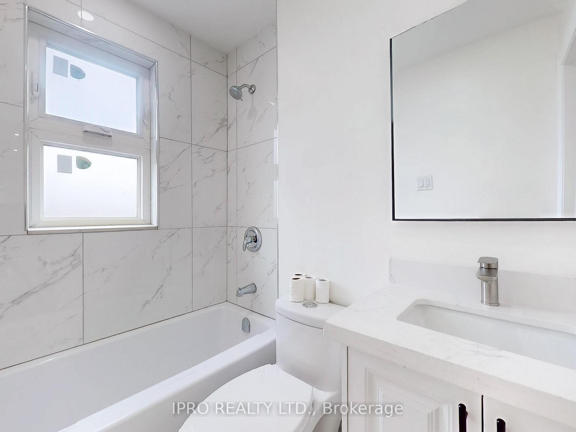 Photo 20 of 18 Mosley Street E, Toronto, South Riverdale — HOMEH