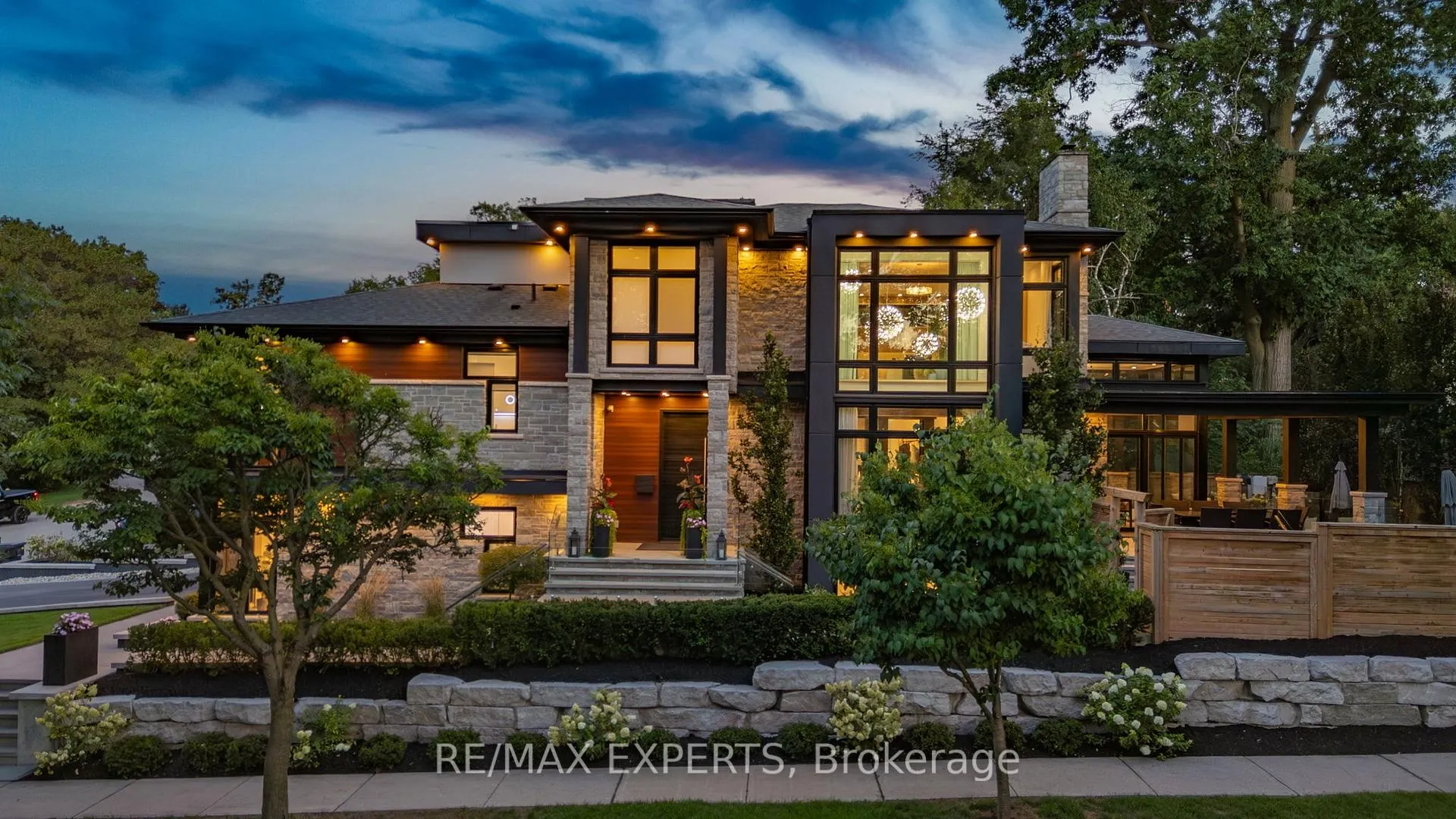 Front of 7 Woodvalley Drive