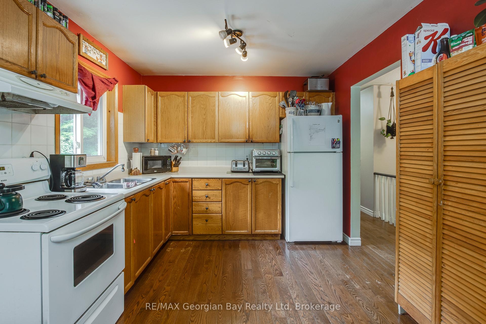 Photo 12 of 41 Tucson Road, Tiny, Rural Tiny — HOMEH
