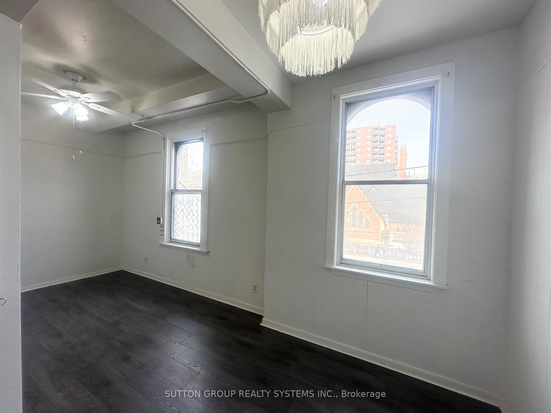 Photo 3 of Unit 5, 177 Carlton Street, Toronto, Cabbagetown-South St. James Town — HOMEH