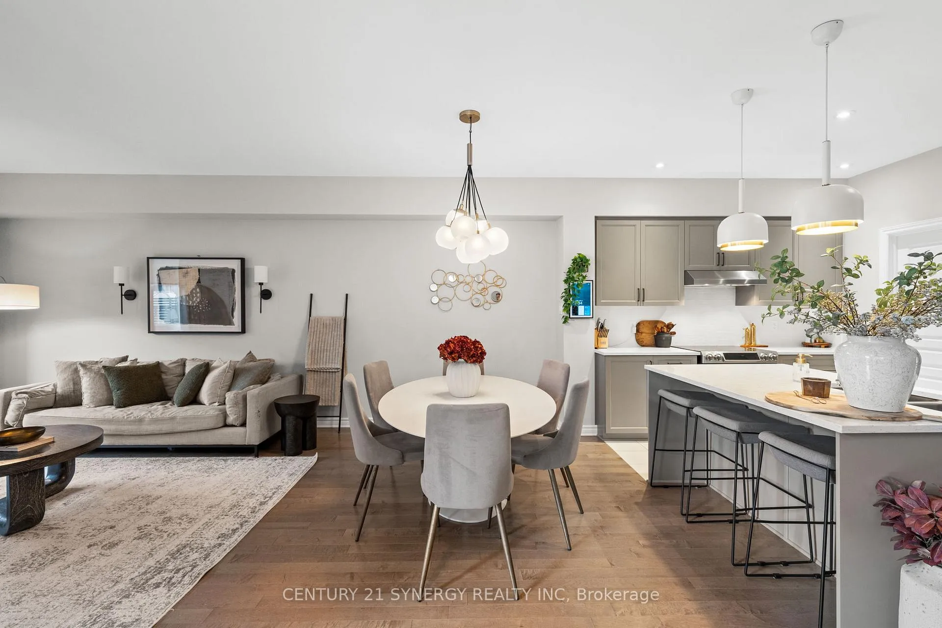 Photo 12 of 708 Guardian Grove, Ottawa, Riverside South/Gloucester Glen — HOMEH