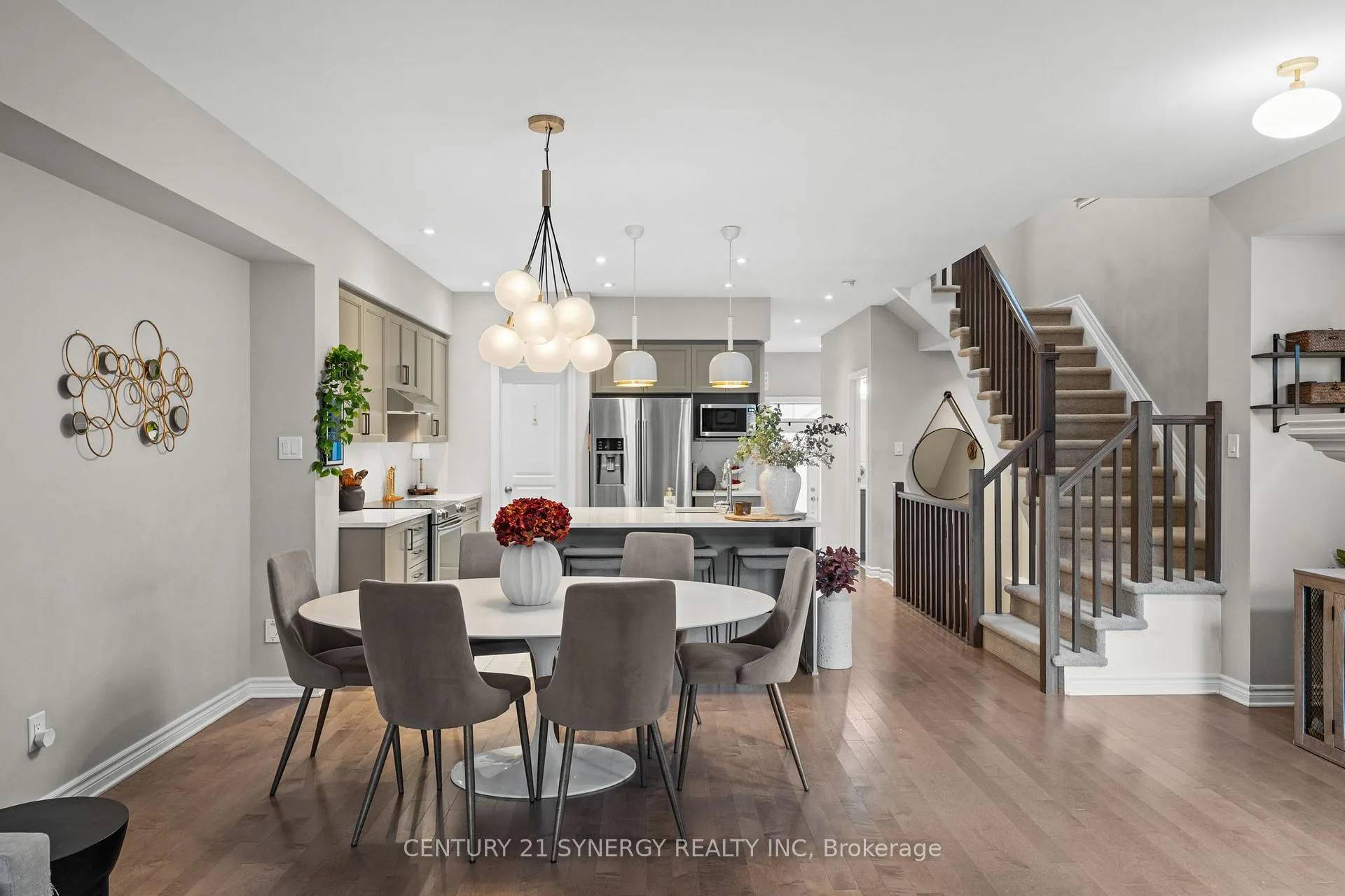 Photo 13 of 708 Guardian Grove, Ottawa, Riverside South/Gloucester Glen — HOMEH