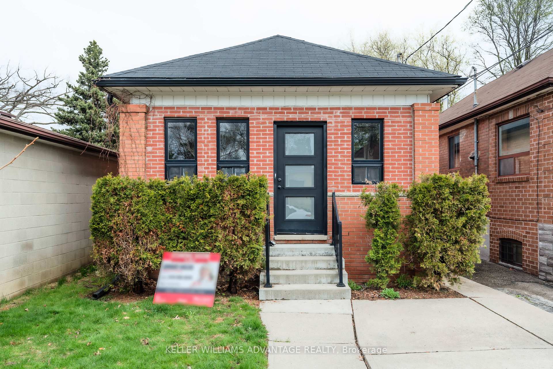Photo 1 of 28 Epsom Avenue, Toronto, Woodbine-Lumsden — HOMEH
