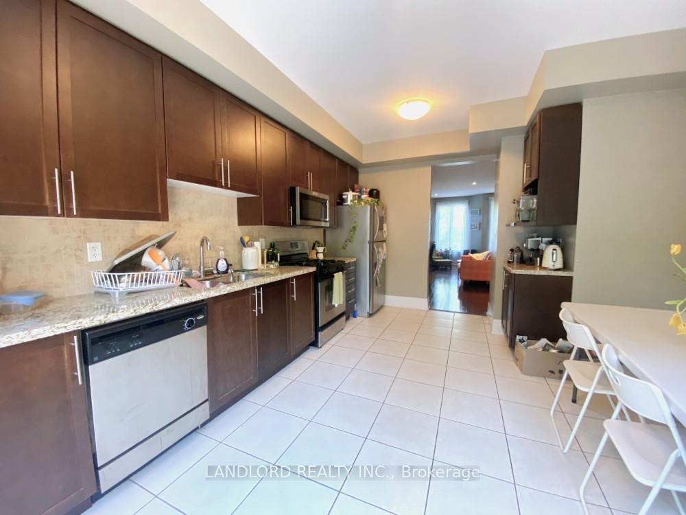 Photo 2 of 133 Florence Street, Toronto, Little Portugal — HOMEH