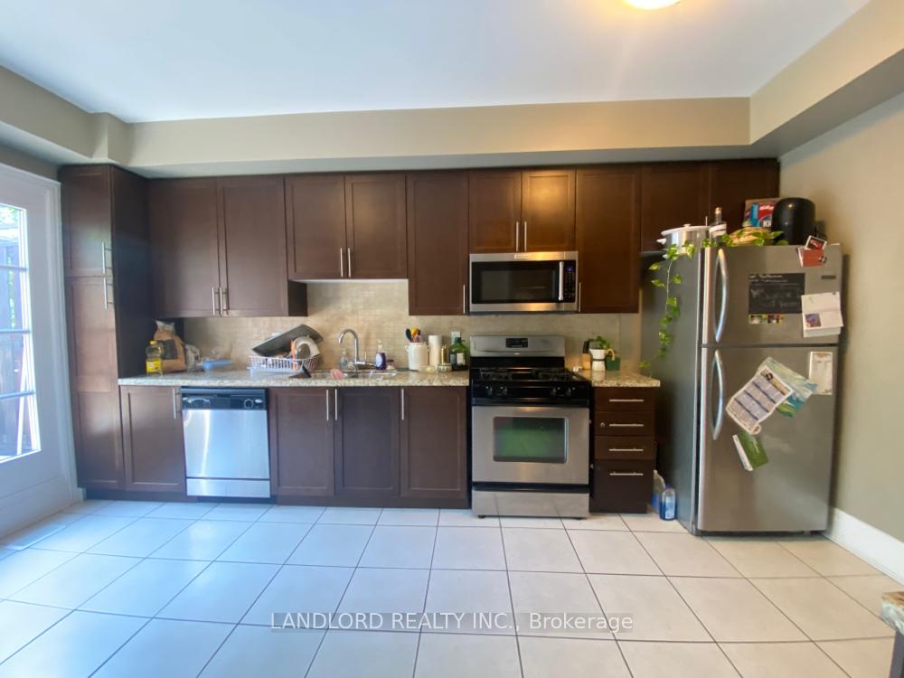 Photo 3 of 133 Florence Street, Toronto, Little Portugal — HOMEH