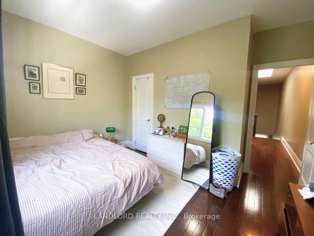 Photo 9 of 133 Florence Street, Toronto, Little Portugal — HOMEH