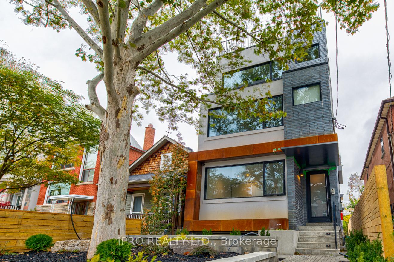 Front of Unit Lower, 531 Arlington Avenue