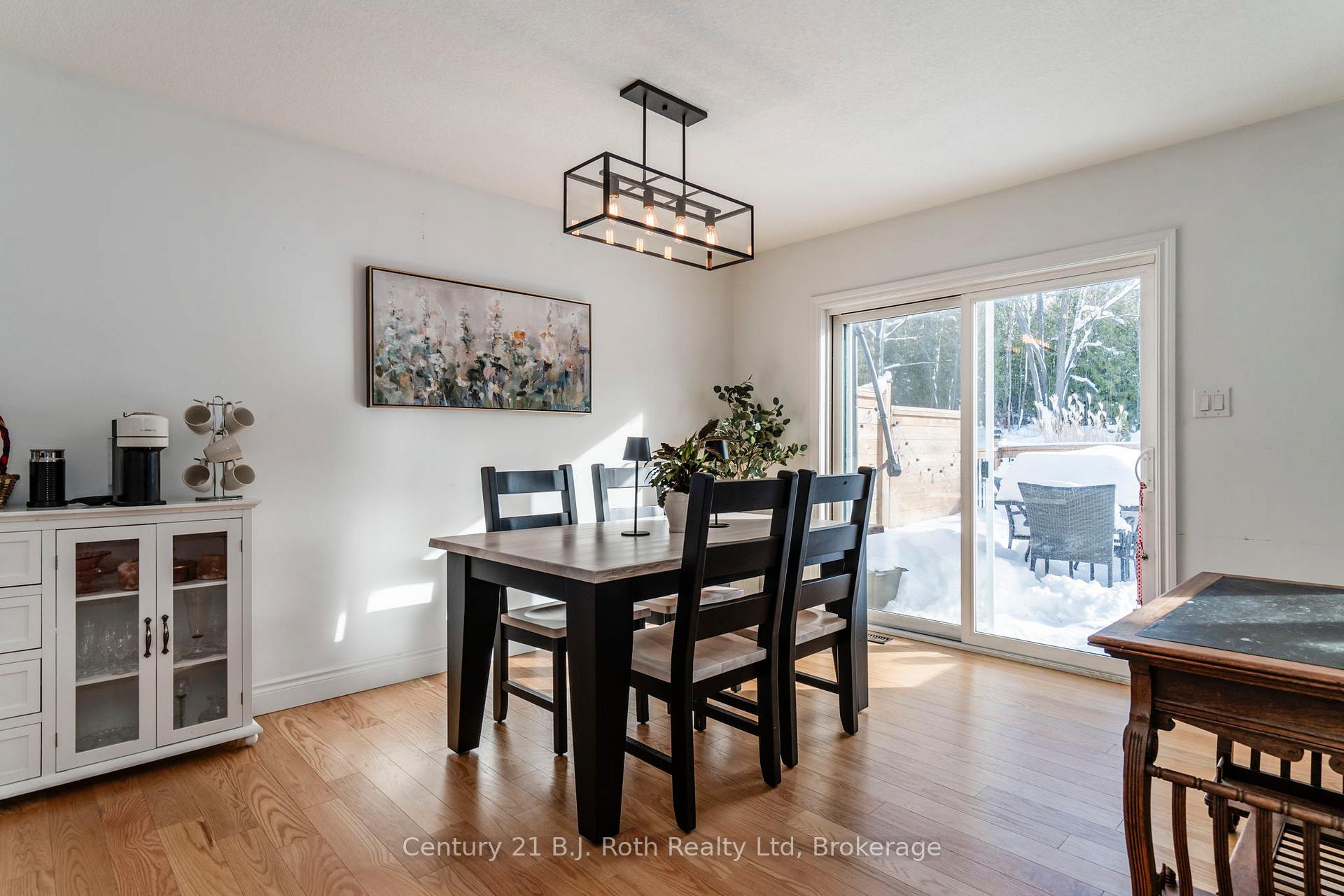 Photo 11 of 35 Ralph Dalton Boulevard, Tay, Victoria Harbour — HOMEH