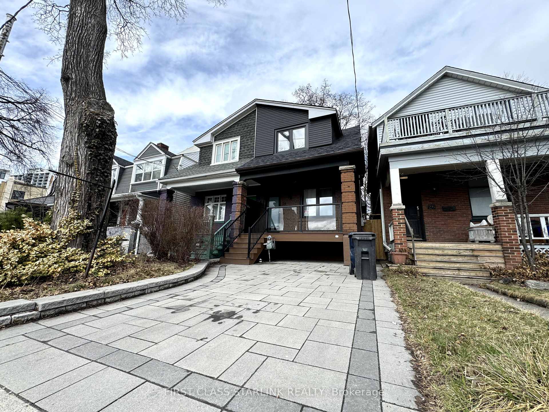 Photo 3 of 24 Erindale Avenue, Toronto, Playter Estates-Danforth — HOMEH