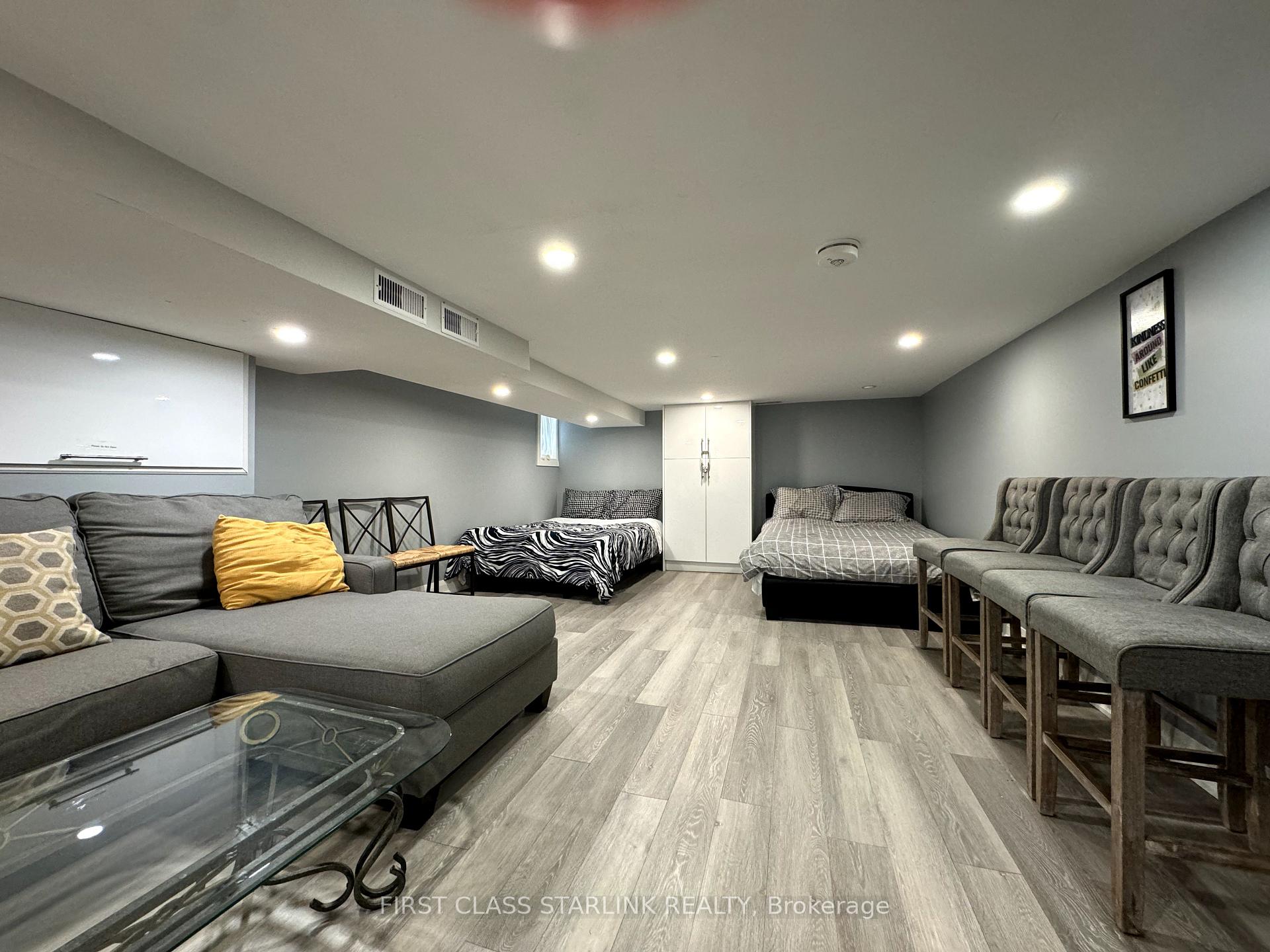 Photo 13 of 24 Erindale Avenue, Toronto, Playter Estates-Danforth — HOMEH