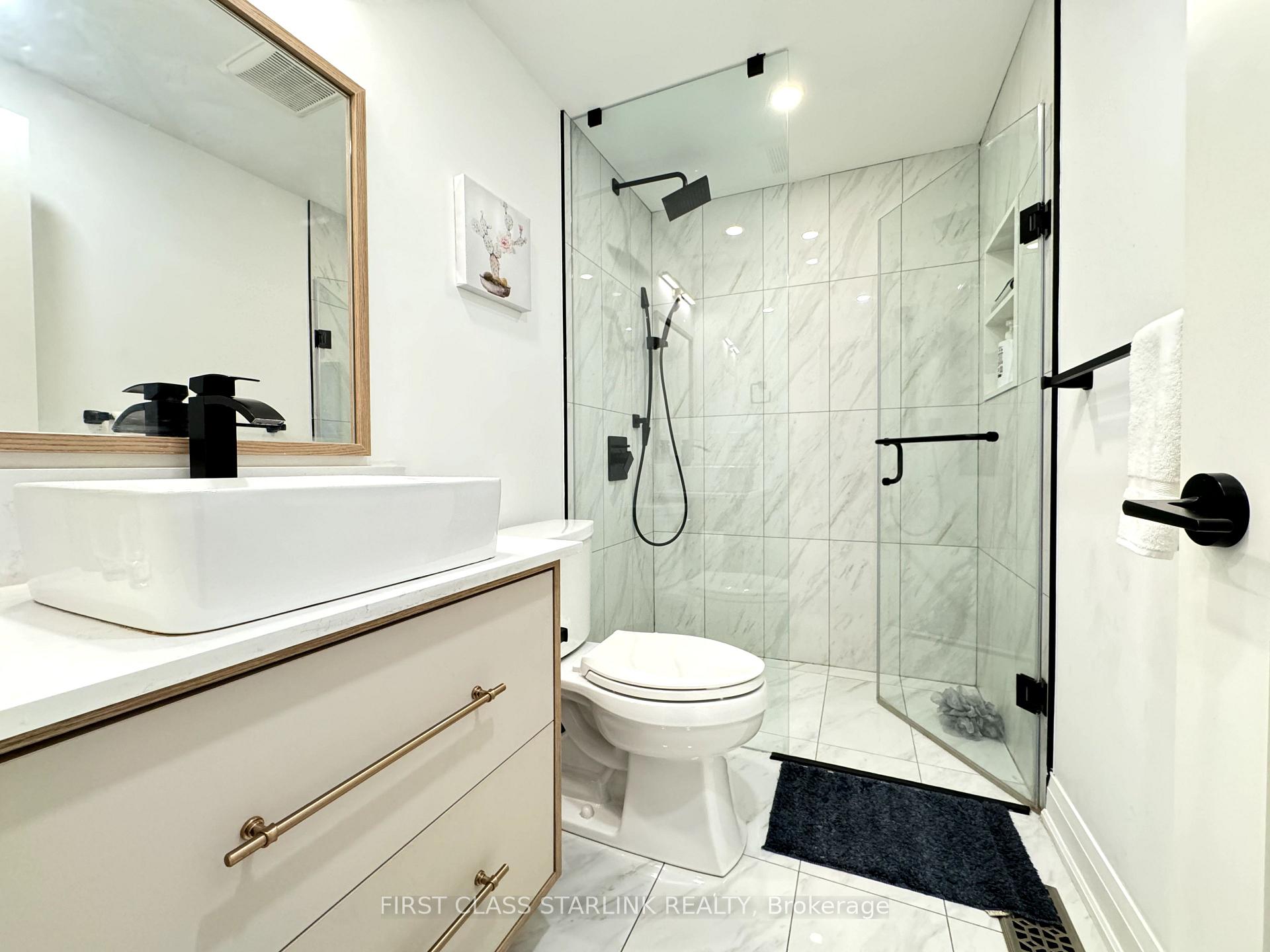 Photo 16 of 24 Erindale Avenue, Toronto, Playter Estates-Danforth — HOMEH