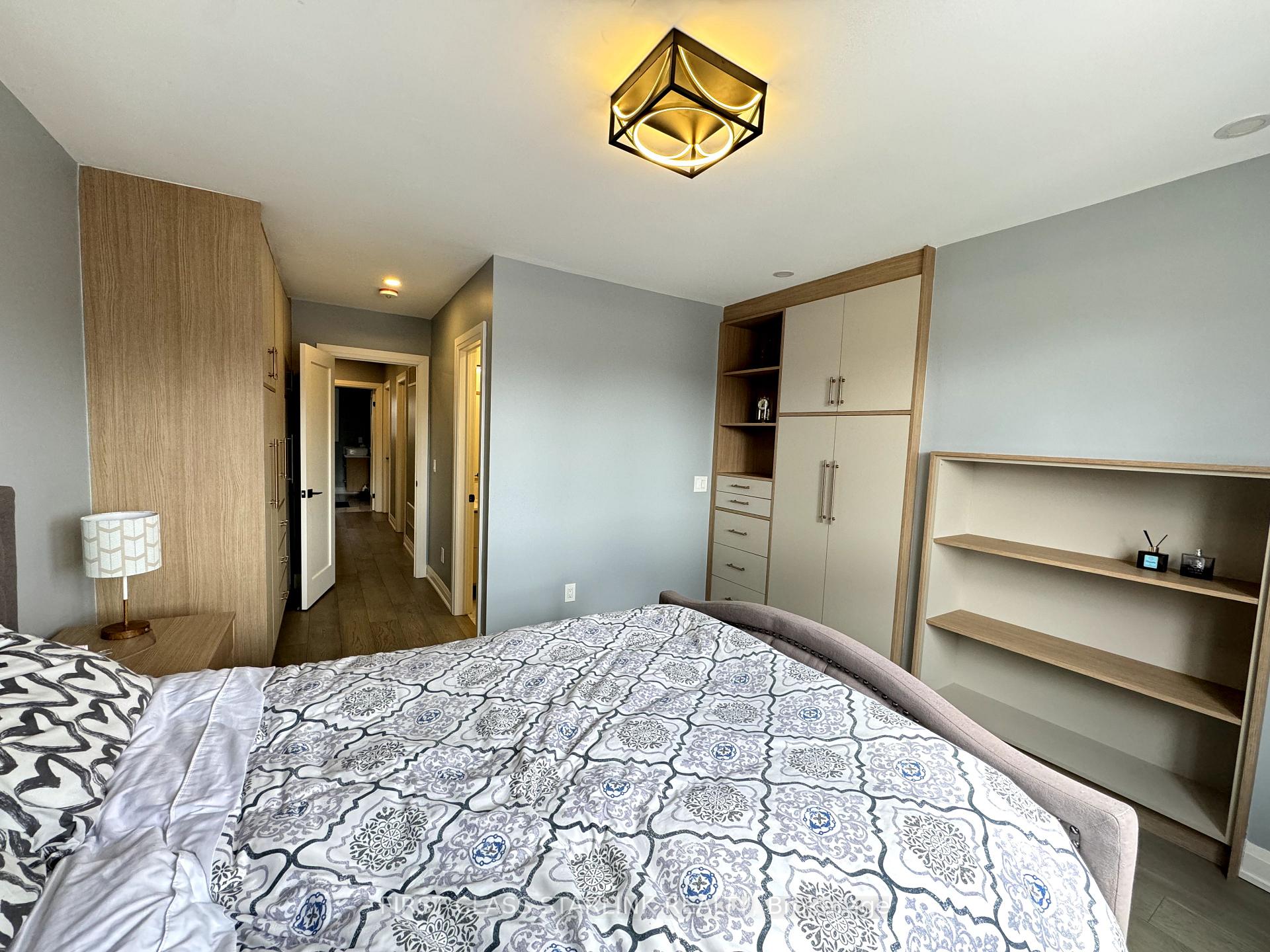 Photo 17 of 24 Erindale Avenue, Toronto, Playter Estates-Danforth — HOMEH